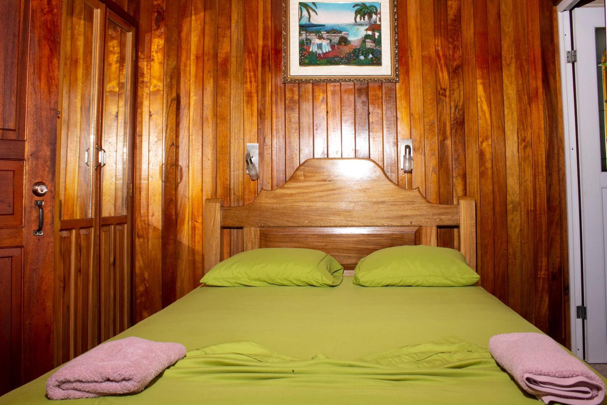 Bastimentos Hill Guest House Bocas del Toro Værelse billede