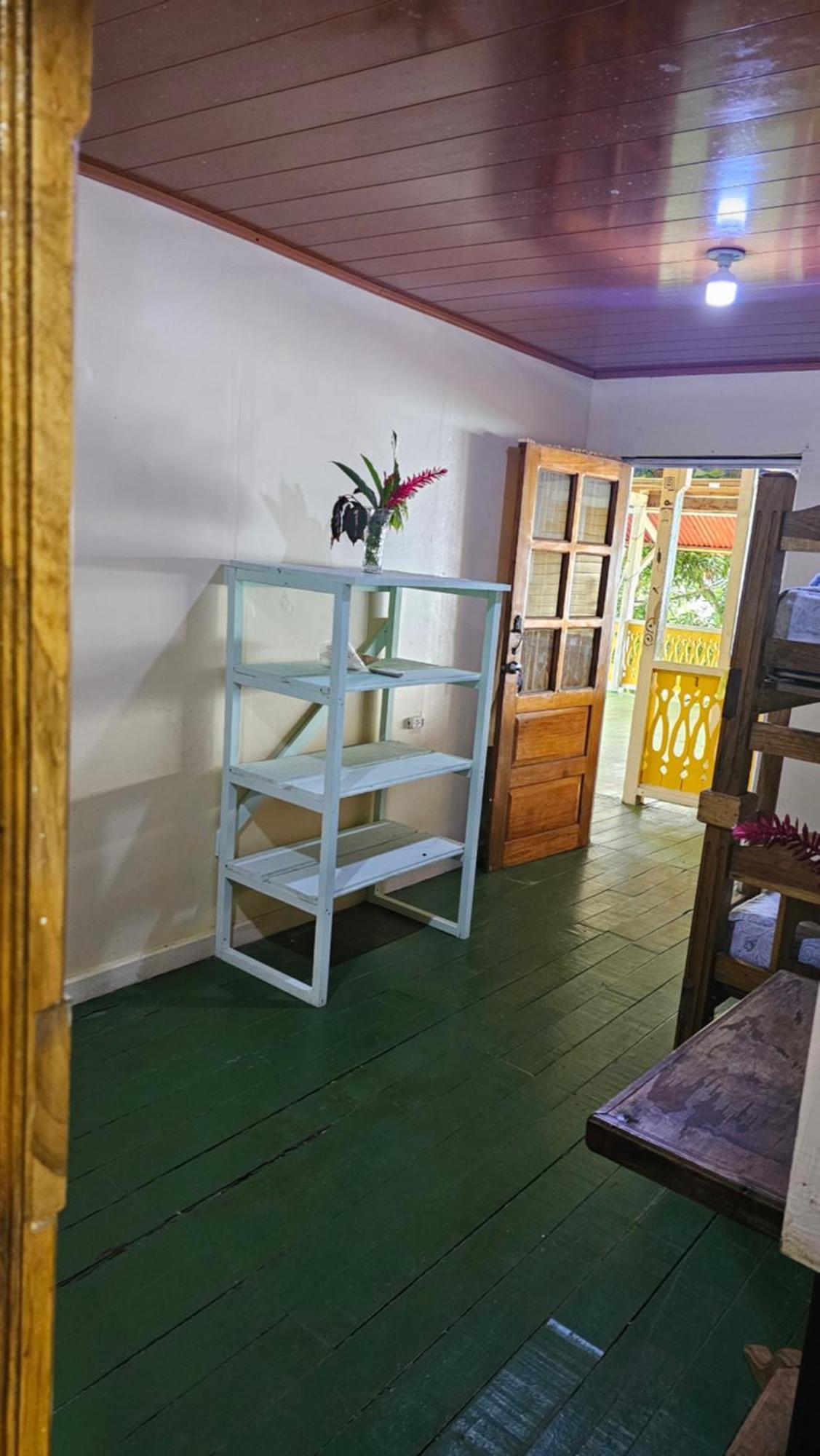 Bastimentos Hill Guest House Bocas del Toro Eksteriør billede