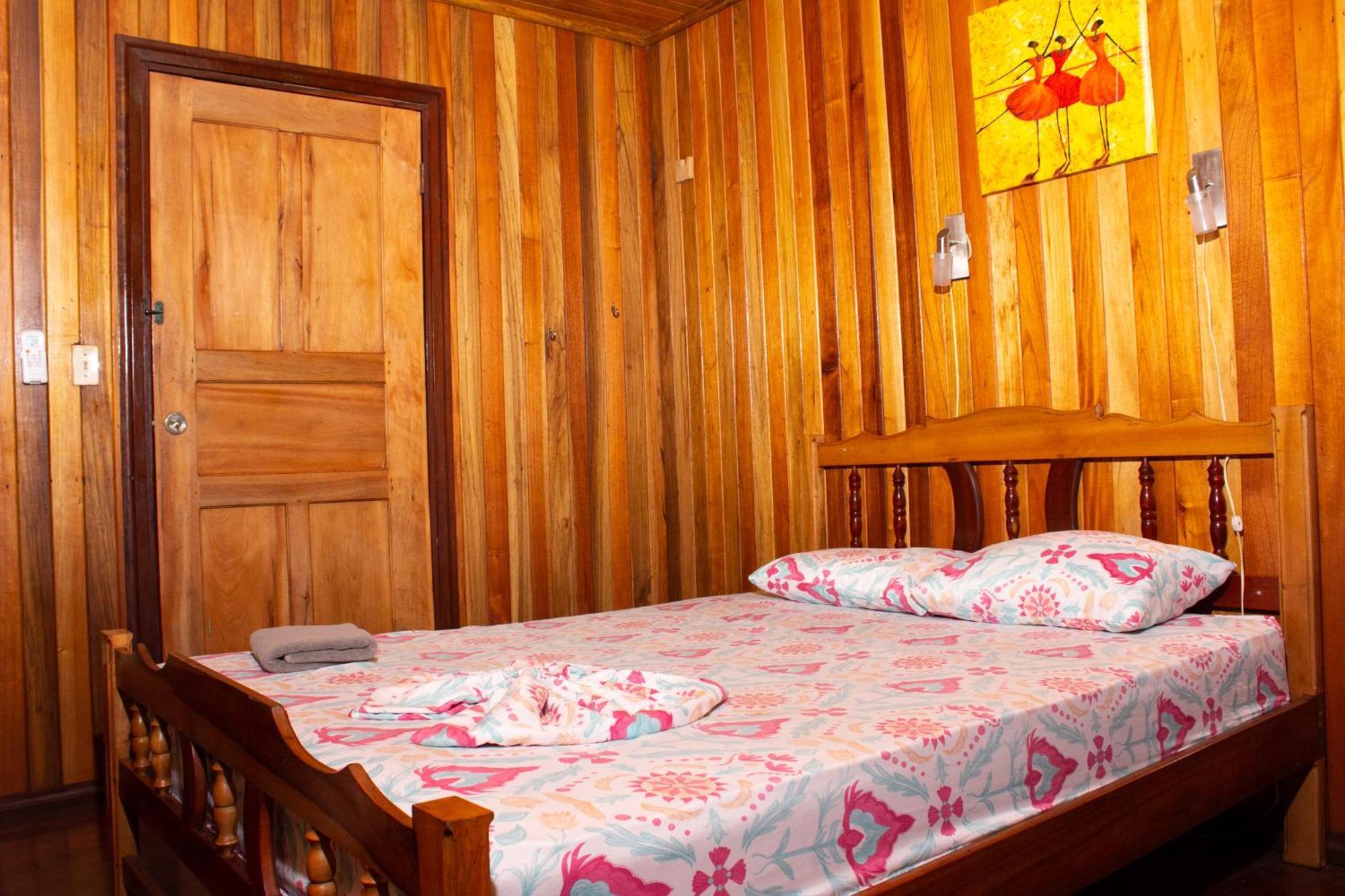 Bastimentos Hill Guest House Bocas del Toro Værelse billede